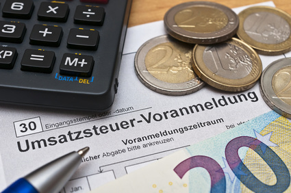 Wir übernehmen für unsere Kunden ihre gesamte Finanzbuchhaltung.